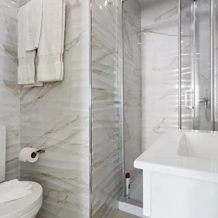 Natalina T2 Apartman *