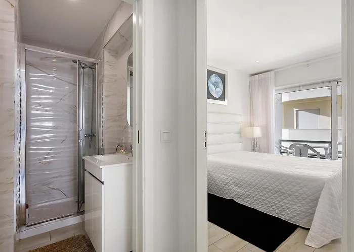 Apartman Natalina T2 *